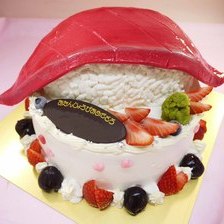 寿司の立体ケーキ【6号8～10人用￥7,200～】