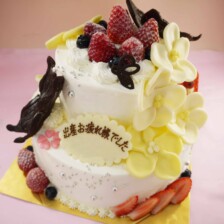 【店頭受取】蝶とお花の２段ケーキを作りました