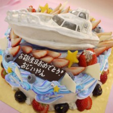 【店頭受取】船の立体ケーキを作りました
