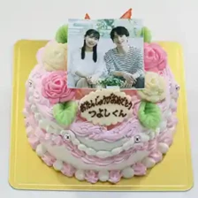 お花畑の写真ケーキ　4号（12㎝・約2～3人用）￥4,500（税込）～