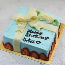 【四角型】プレゼントボックス（ブルー）　5号限定（約4～5人用）￥5,300（税込）