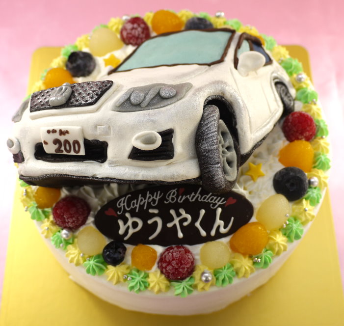 【乗り物】の立体ケーキ