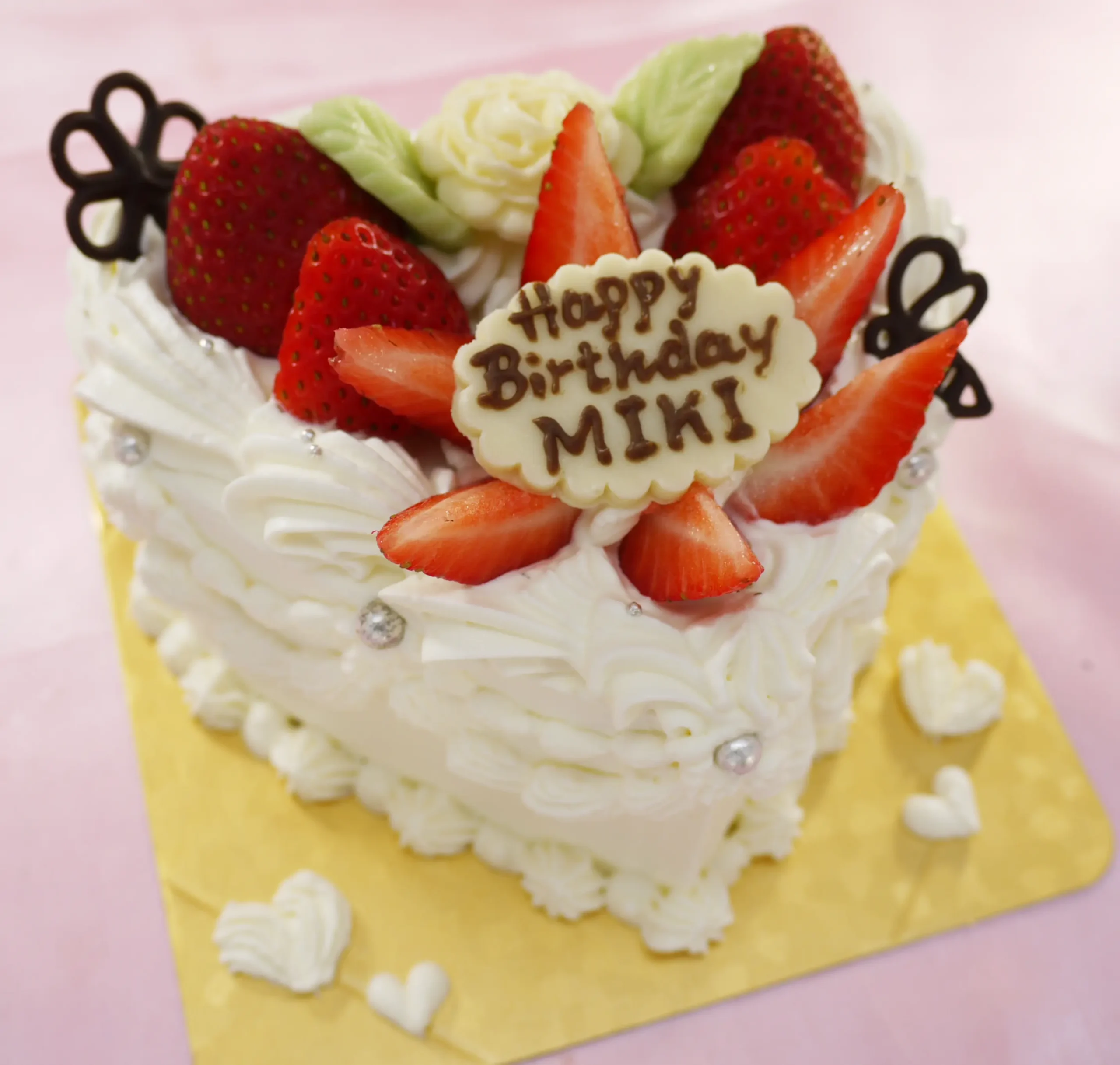 ハートアニバーサリー（生クリーム）【4号2～3人用￥3,900～】
